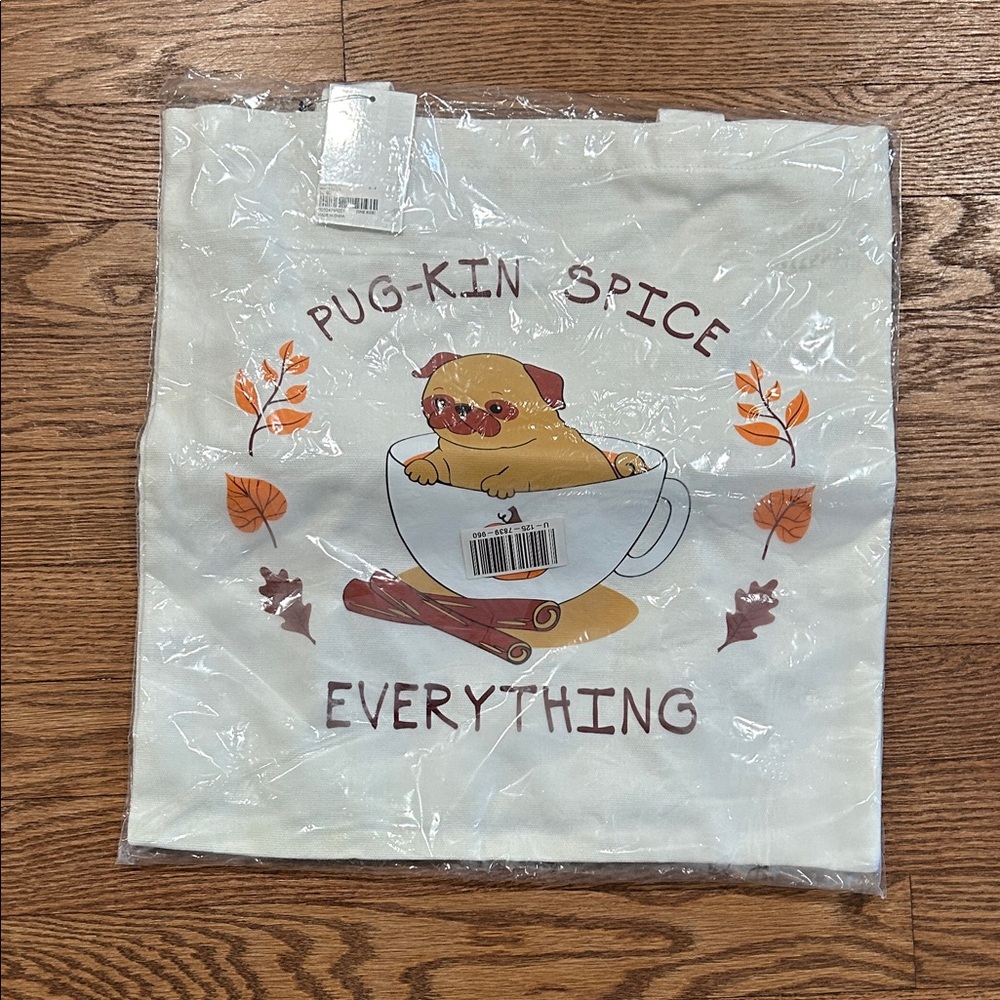 Forever 21 White "Pug-kin Spice Everything" Tote